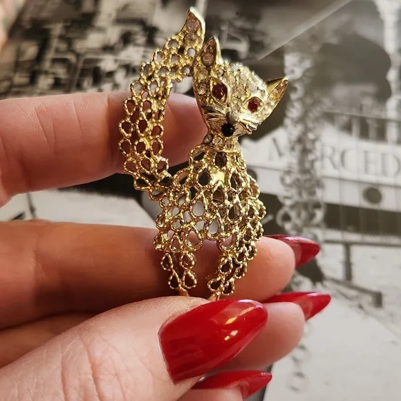 vintage cat brooch - Picture 7 of 9